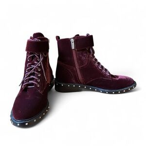 Women’s Vince Camuto Burgundy Faux Velvet Faux Leather Studded Ankle Boots Sz 8